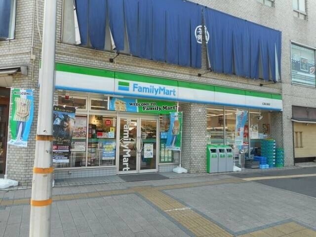 コンビニ　ファミリーマート広島白島店（コンビニ）まで168m