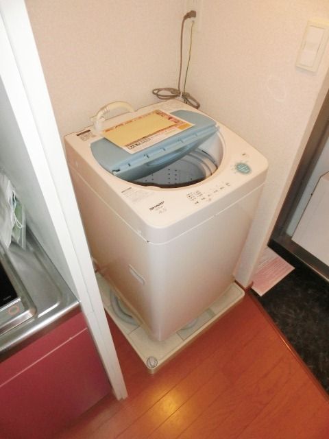 洗面設備　洗濯機付です。