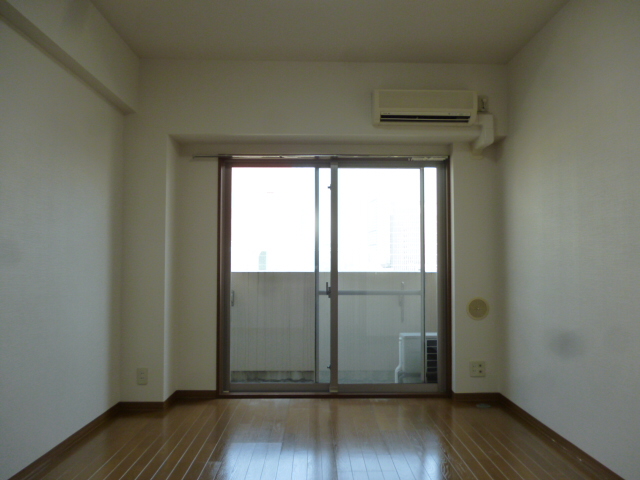 居室・リビング　居室※別部屋参考写真