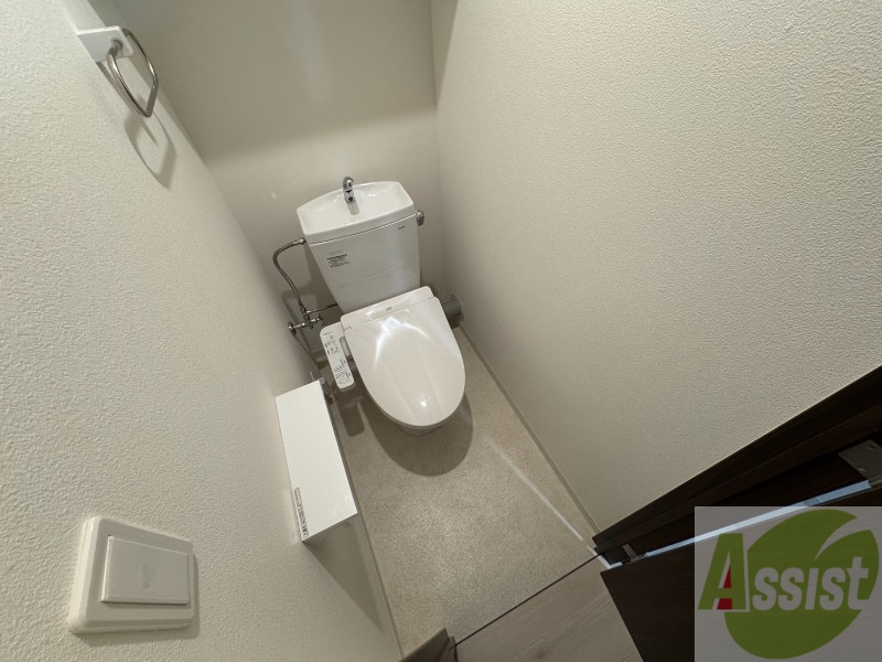 トイレ　こちらはトイレです。清潔感があり、安心して使用できます。