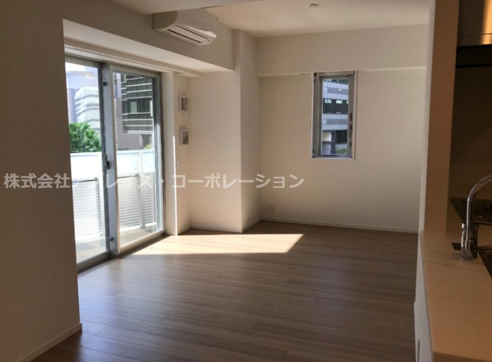 居室・リビング　☆明るい居間☆