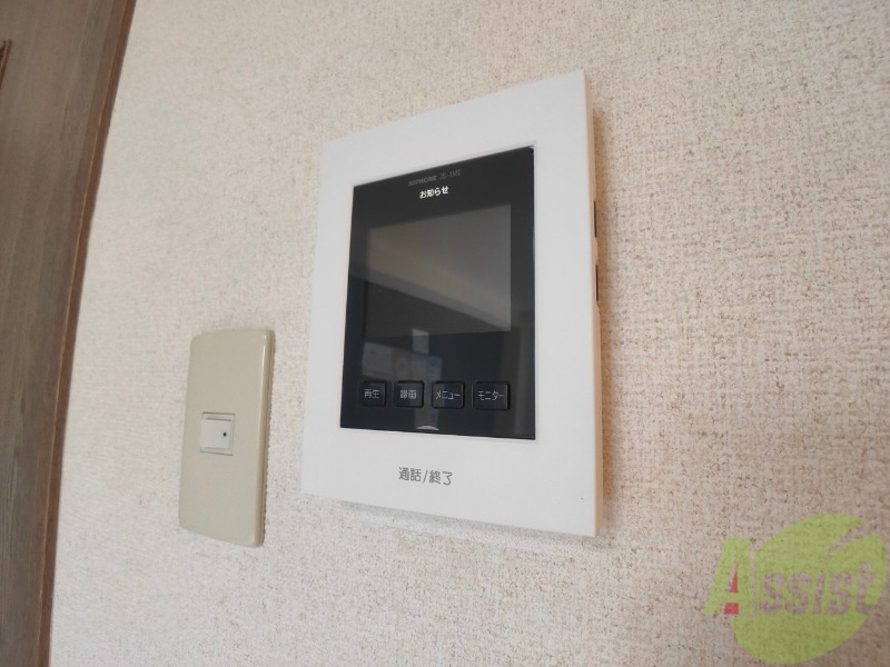 セキュリティ　インターホンで来客確認ができます。安心ですね。