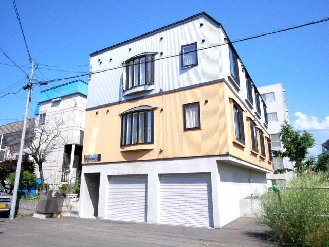 建物外観　地下鉄東西線　南郷１８丁目　徒歩11分