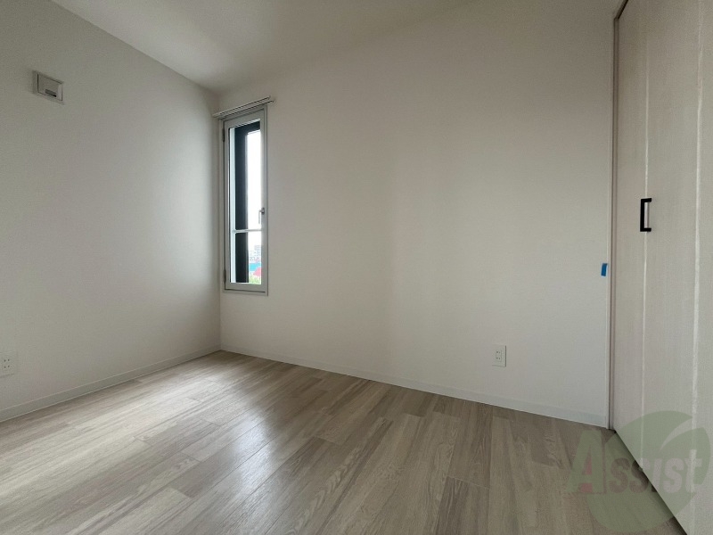 その他部屋・スペース　こちらのお部屋は光が差し込む、温かみのあるお部屋です。