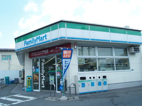 コンビニ　ファミリーマート 北根黒松店（コンビニ）まで422m