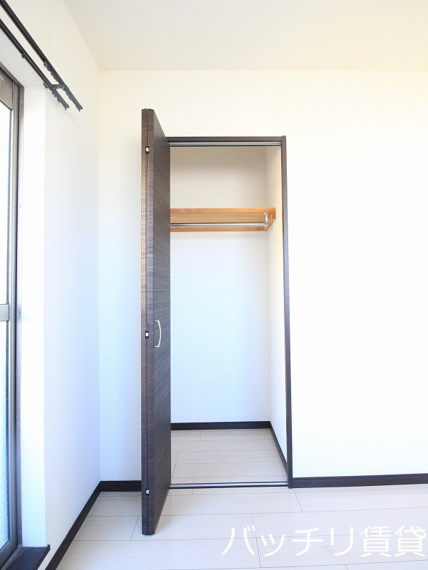 収納　※写真は同型タイプの為現状を優先いたします。