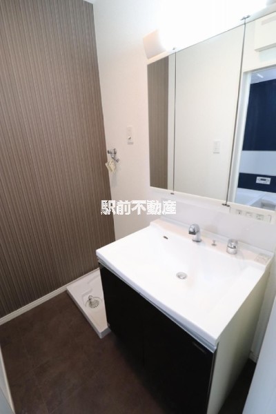 洗面設備　写真は別部屋