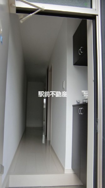 玄関　写真は別部屋
