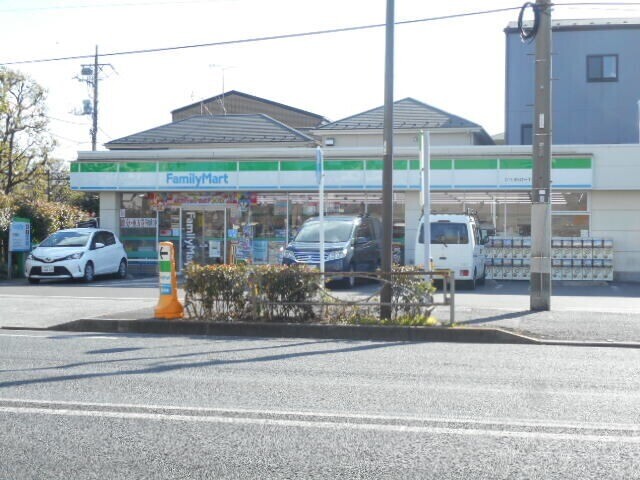 コンビニ　ファミリーマート江戸川松江一丁目店（コンビニ）まで212m