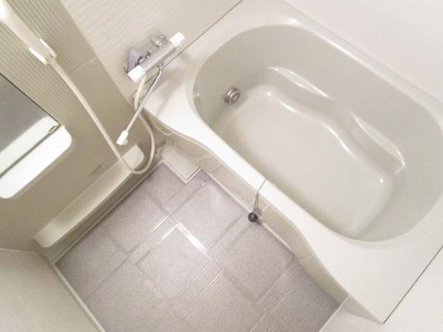 バス・シャワールーム　★追い焚きあり★