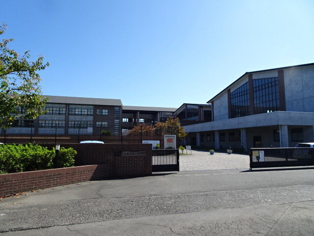 中学校　島田第一中学校（中学校）まで566m