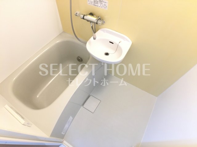 バス・シャワールーム　お風呂です
