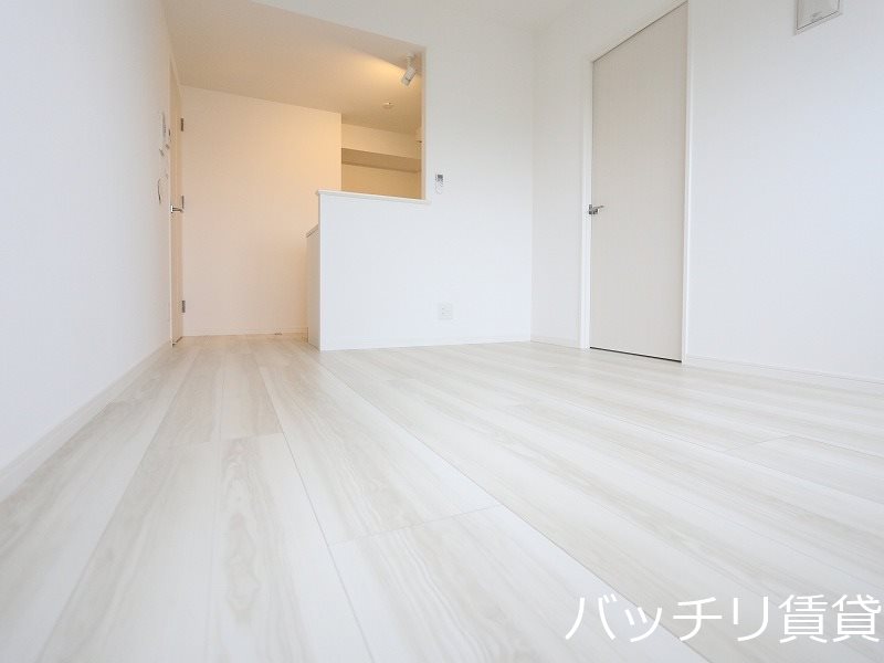 居室・リビング　写真は、同型イメージの為現状を優先いたします
