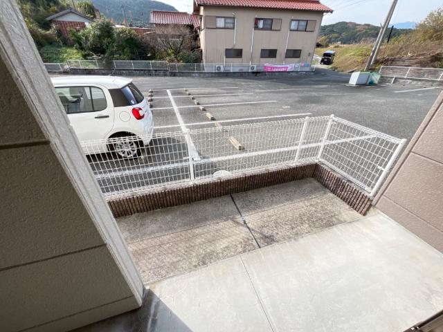 バルコニー　専用庭（イメージ）