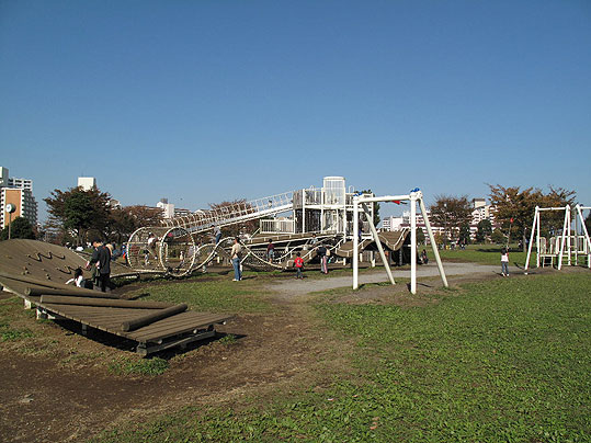 公園　都立大島小松川公園（公園）まで460m