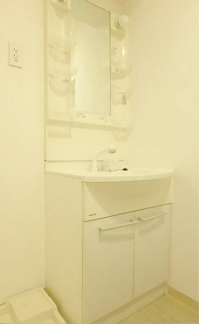 洗面設備　別部屋同仕様タイプ