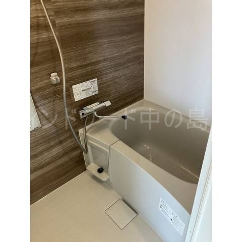バス・シャワールーム　詳細は、ウィンドワード中の島店までご相談下さい。
