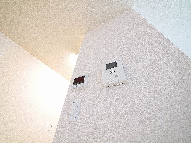 セキュリティ　モニター付きインターホンです