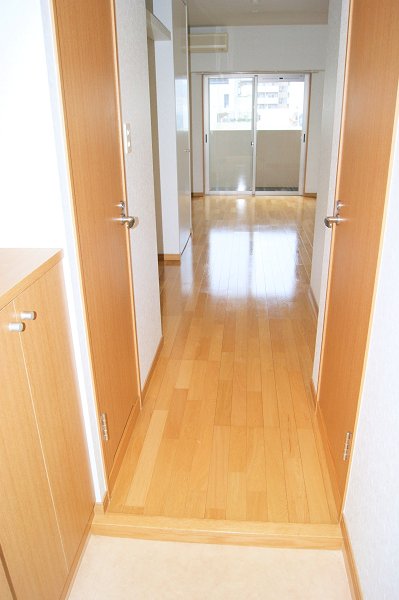 玄関　※写真と異なる場合は現状優先。