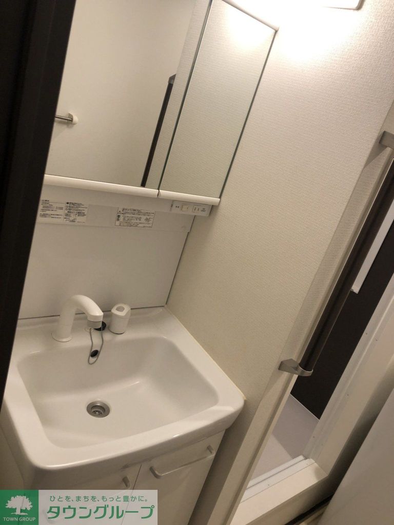 玄関　同タイプ写真