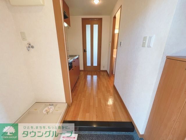 玄関　お問合せはタウンハウジングまで！※現地待合わせ相談可能