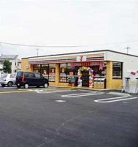 コンビニ　セブンイレブン　姫路安田4丁目店（コンビニ）まで260m