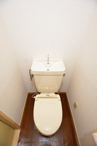 トイレ　ゆったりとした空間のトイレです
