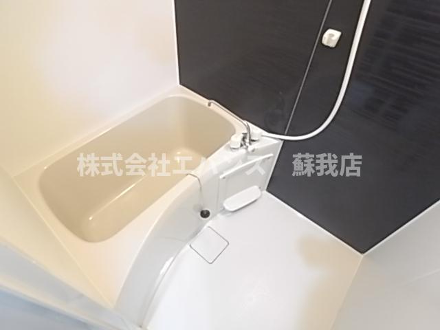 バス・シャワールーム　お風呂です
