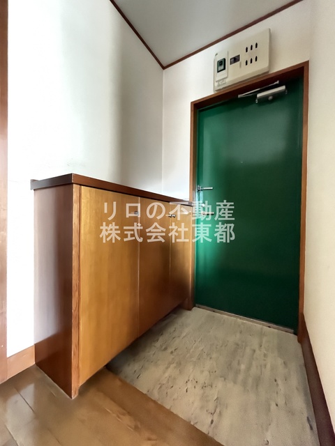 玄関　すっきりシンプルな玄関スペースです！