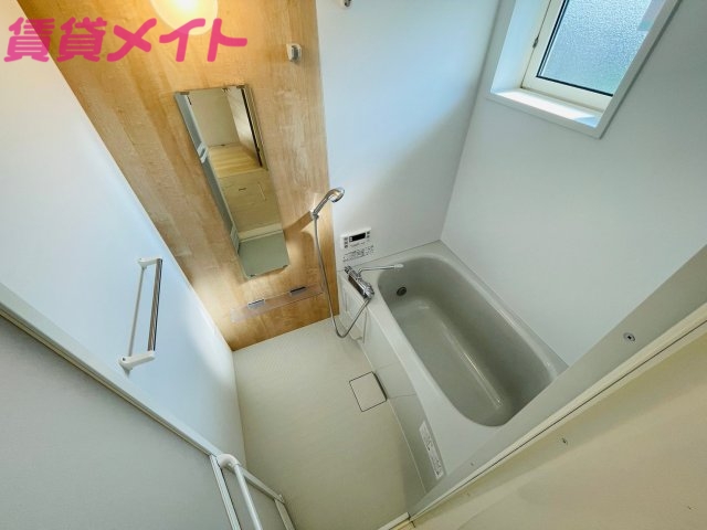 バス・シャワールーム　同タイプの部屋写真です。