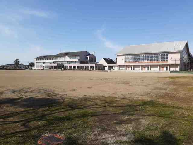 小学校　酒田市立南平田小学校（小学校）まで450m