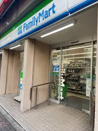 コンビニ　ファミリーマート 駒込駅北店（コンビニ）まで230m