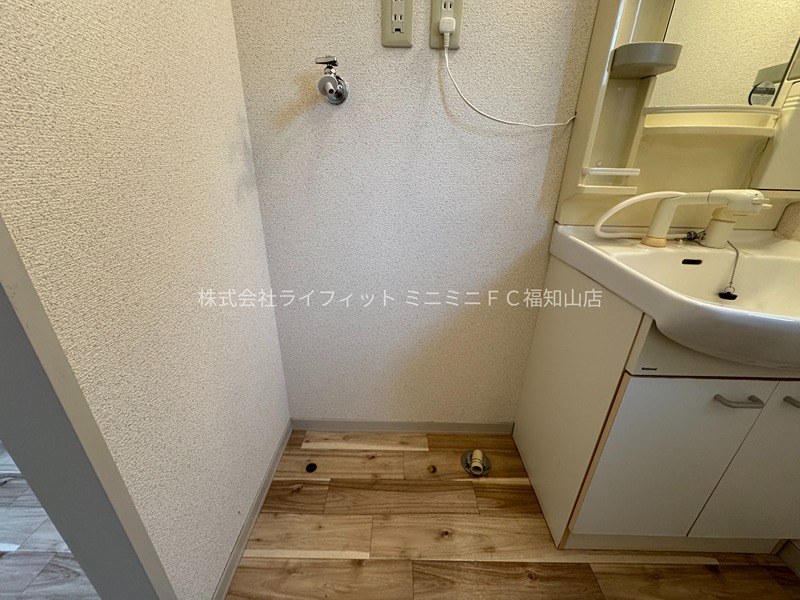 その他　室内洗濯機置場