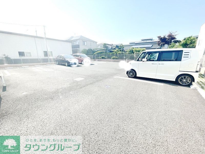 駐車場　駐車場