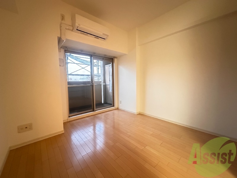 居室・リビング　明るいお部屋でゆったりとした生活を