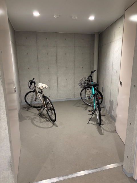 駐車場　駐輪場
