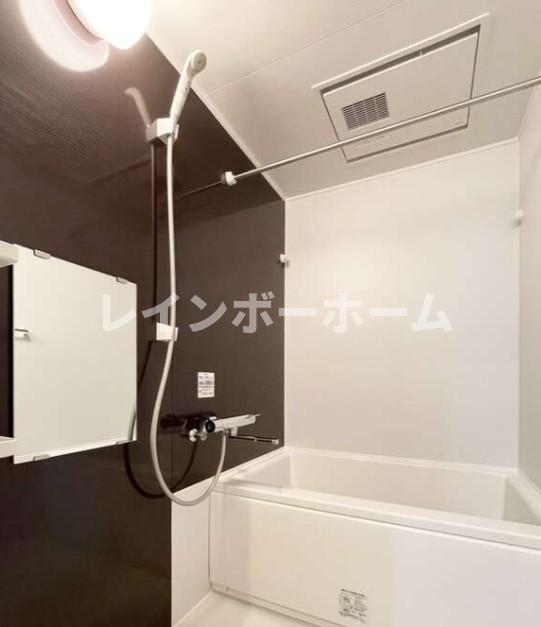 バス・シャワールーム　お風呂で日々の疲れを落としましょう