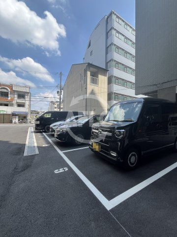 駐車場　セレニテ東三国ミラク