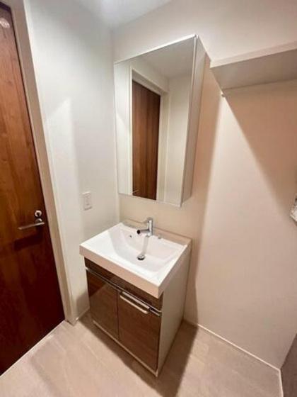 洗面設備　※別部屋の写真です
