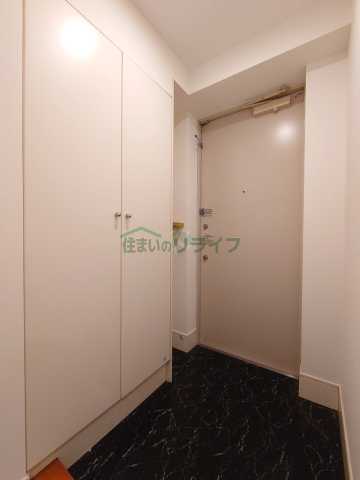 玄関　別部屋の参考写真です