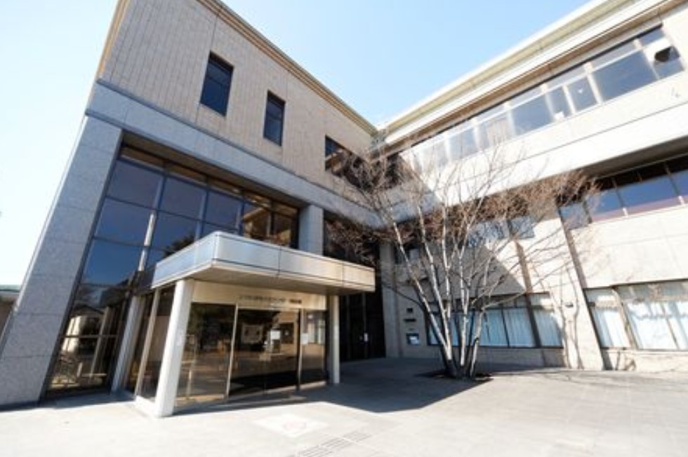図書館　江東区立砂町図書館（図書館）まで520m