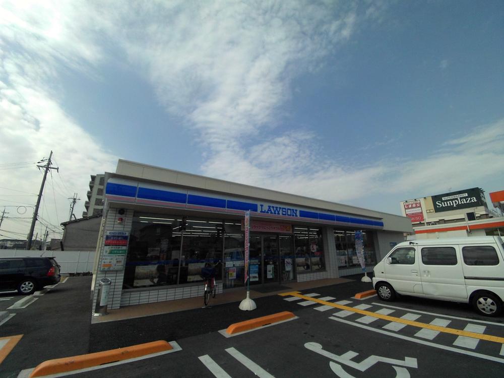 コンビニ　ローソン 松原三宅東五丁目店（コンビニ）まで629m