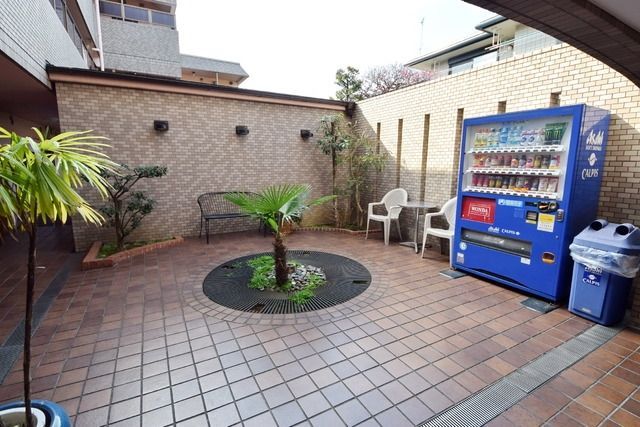 建物外観　★中庭もあります★