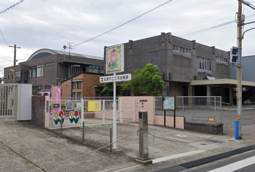 幼稚園・保育園　松原市立三宅幼稚園（幼稚園・保育園）まで1166m