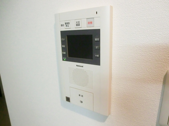 セキュリティ　安心オートロックでＴＶドアホン！！