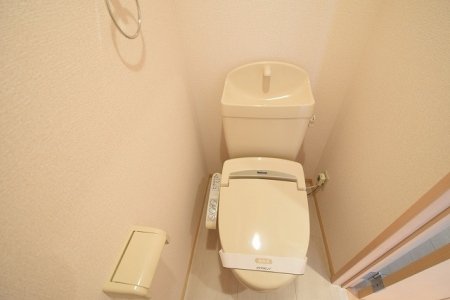 トイレ　シャワー付トイレ