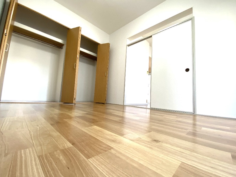 その他設備　白を基調にした明るいお部屋です。