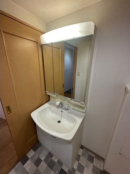 洗面設備　同一物件参考写真
