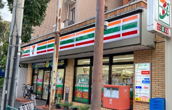 コンビニ　セブンイレブン若林陸橋店（コンビニ）まで120m