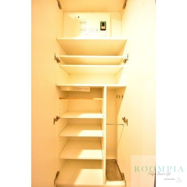 収納　同タイプの別のお部屋です